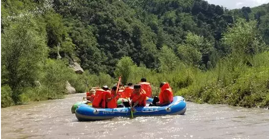 走進(jìn)太行山，親水愛自然